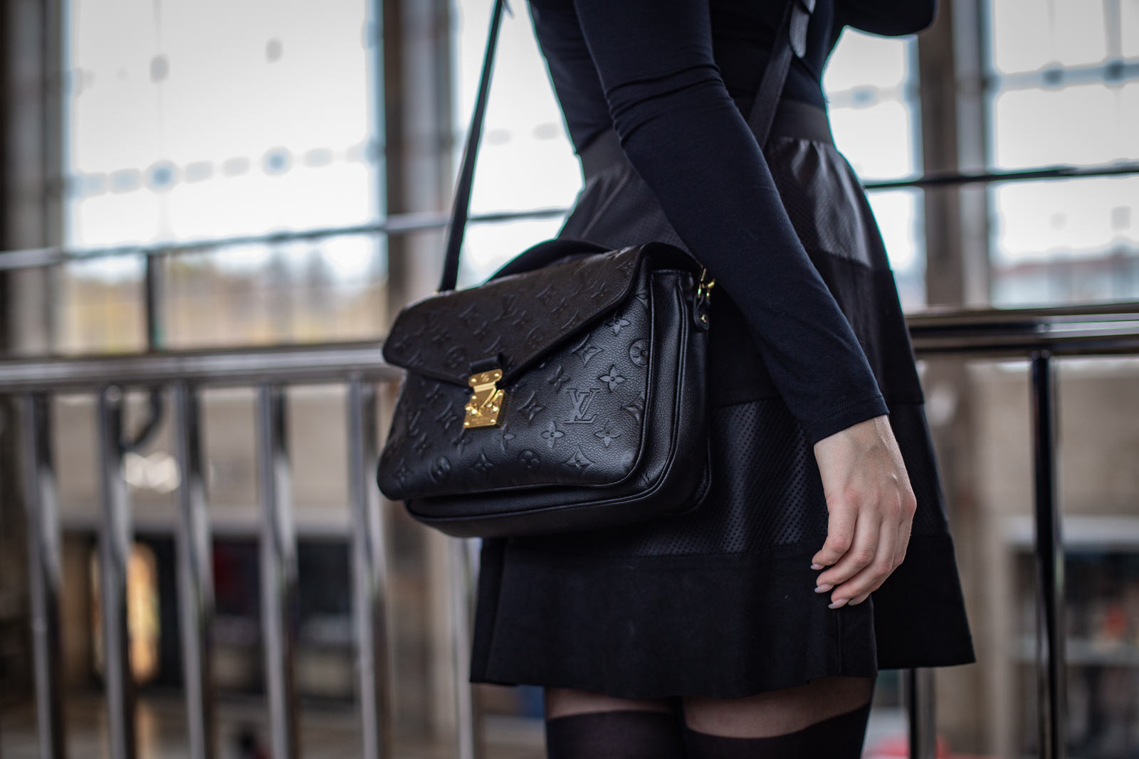 pochette metis schwarz