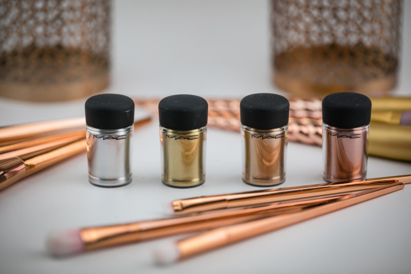 Foto-by-Nadja-Nemetz-Wien-wienerblogger-blogger-beautyblogger_lifestyleblogger-lifestyle-beauty-newin-new-in-mac-maccosmetics-metalliclipscollection-metallic-lips-colection-gold-silver-rosegold-copper-loose-pigments-1