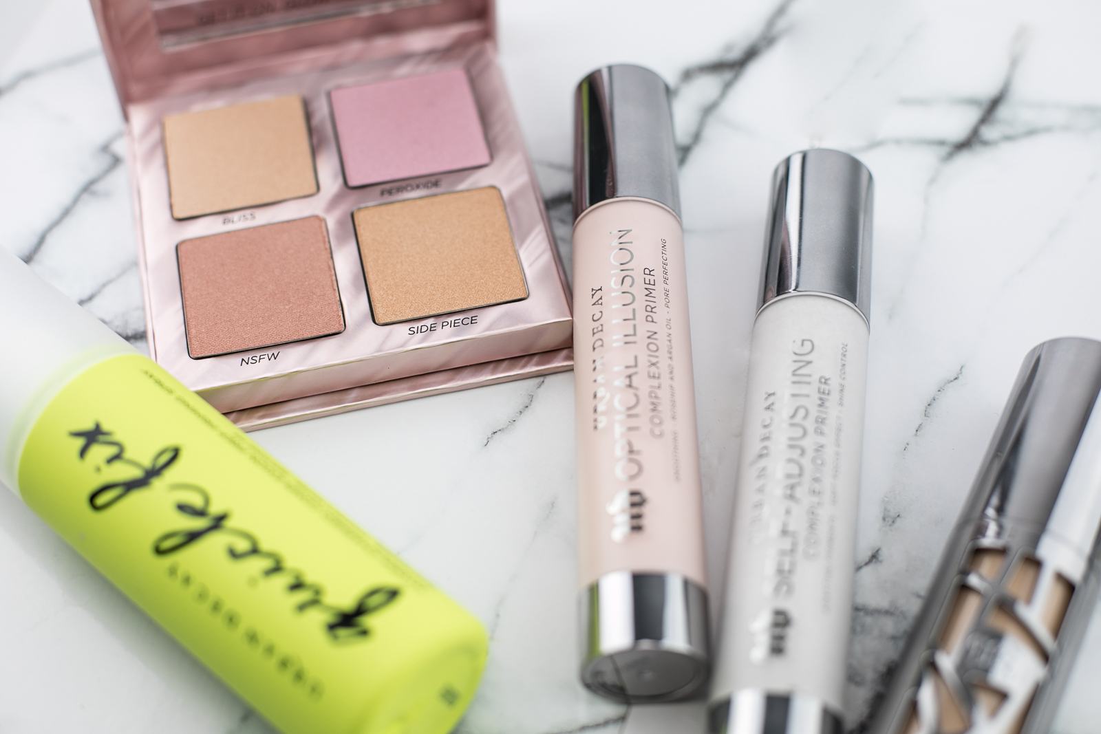 1600-shooting-nadja-nemetz-nadjanemetz-beauty-vienna-blogger-austrianblogger-violet-fleur-violetfleur-beautyblogger-urban-decay-urbandecay-heatpalette-heat-eyeshadow-eyeshadowpalette-quickfixspray-quickfix-foundationprimer-primer-spray-optical-illusion-opticalillusion-selfadjusting-self-adjusting-highlighter-afterglow-allnighter-all-nighter-foundation-getreadywithme-2