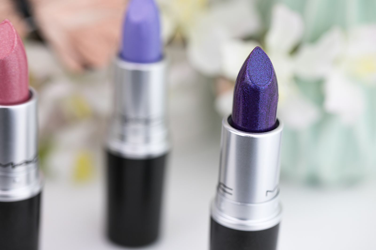 Foto-by-Nadja-Nemetz-Wien-wienerblogger-blogger-beautyblogger_lifestyleblogger-lifestyle-beauty-newin-new-in-mac-maccosmetics-metalliclipscollection-metallic-lips-colection-lipstick-lipsticks-lippenstift-lippenstifte-cold-metalwork-royalhour-royal-hour-rosedipped-rose-dipped-pearlyone-pearly-one-5