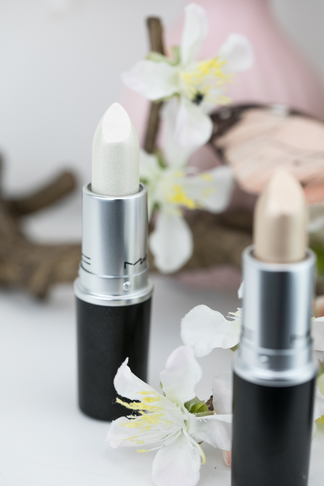 Foto-by-Nadja-Nemetz-Wien-wienerblogger-blogger-beautyblogger_lifestyleblogger-lifestyle-beauty-newin-new-in-mac-maccosmetics-metalliclipscollection-metallic-lips-colection-lipstick-lipsticks-lippenstift-lippenstifte-cold-metalwork-royalhour-royal-hour-rosedipped-rose-dipped-pearlyone-pearly-one-6