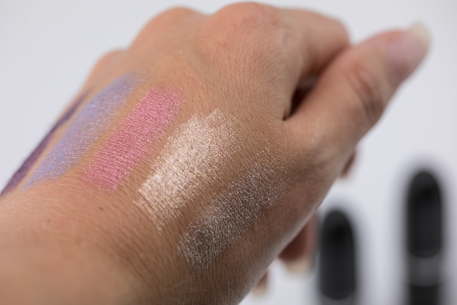 Foto-by-Nadja-Nemetz-Wien-wienerblogger-blogger-beautyblogger_lifestyleblogger-lifestyle-beauty-newin-new-in-mac-maccosmetics-metalliclipscollection-metallic-lips-colection-lipstick-lipsticks-lippenstift-lippenstifte-cold-metalwork-royalhour-royal-hour-rosedipped-rose-dipped-pearlyone-pearly-one-8