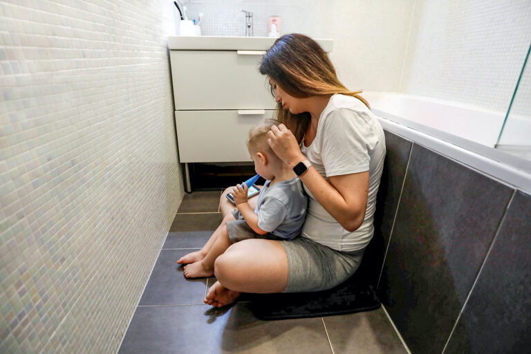 1600-zaehneputzen-zahnpflege-mundpflege-pflege-mundhygiene-kind-baby-babyalter-kinder-zahnpasta-zahnbuerste-mam-foreo-issa-erfahrung-1