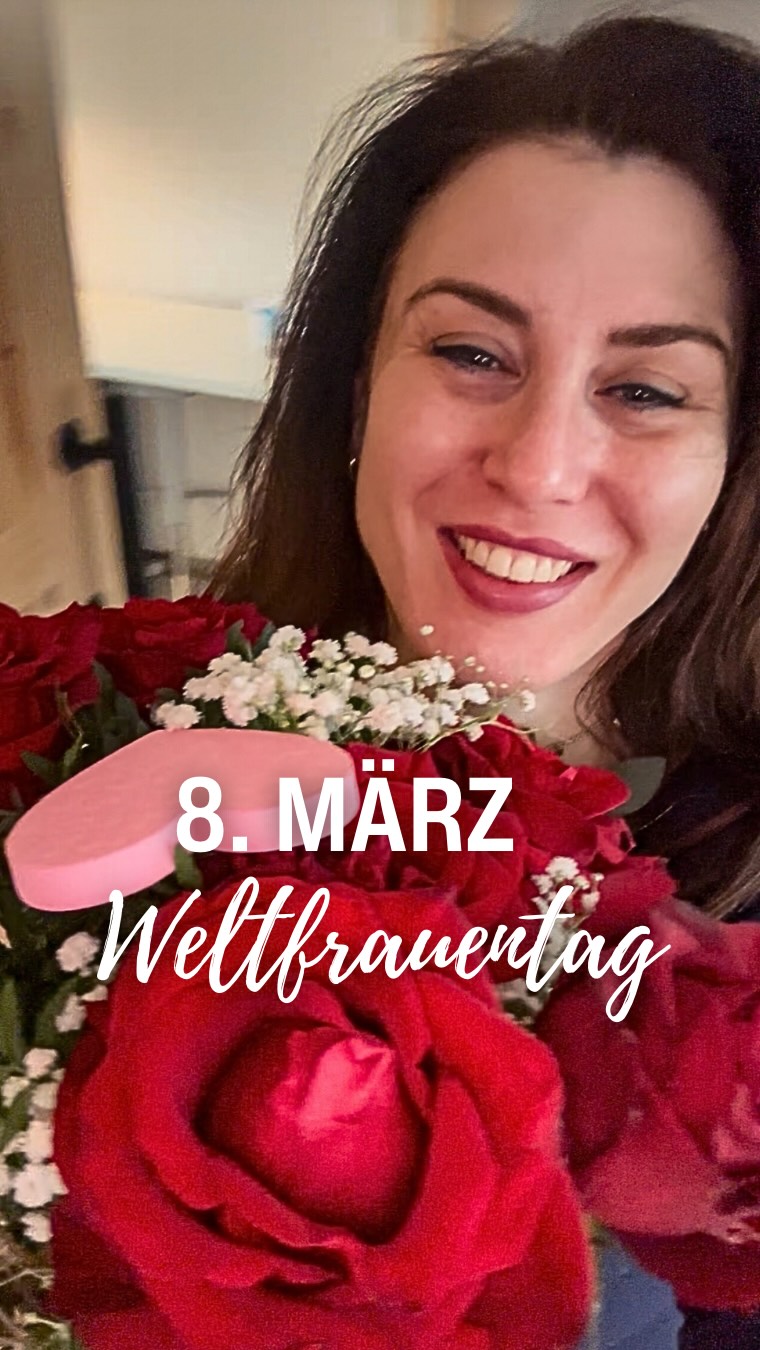 Blumen sind schön. Keine Frage.
Aber was Frauen wirklich brauchen, passt in keinen Strauß. 💐 

Respekt.
Gleiche Chancen.
Echte Anerkennung.
Faire Bezahlung.
Sichtbarkeit.
Und das nicht nur am 8. März.

Happy Weltfrauentag an alle Frauen, die jeden Tag mehr leisten, tragen und aushalten, als man oft sieht. #weltfrauentag #weltfrauentag2026