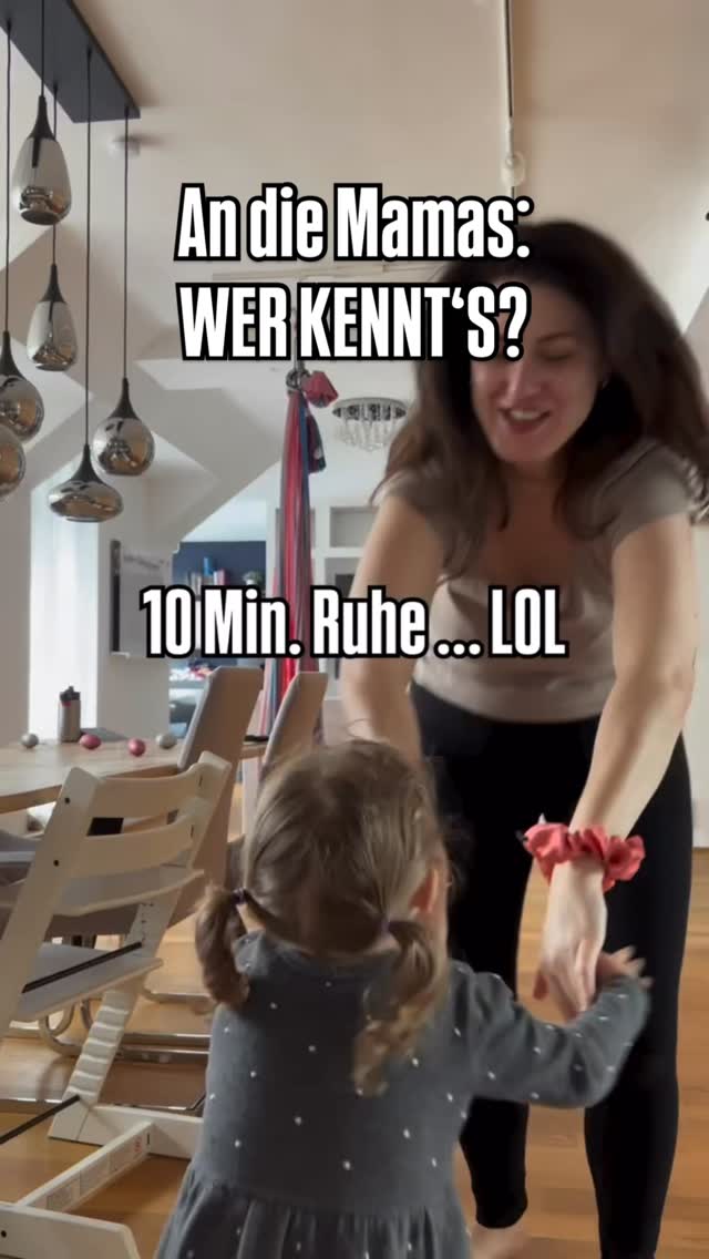 An alle Mamas da draußen: wer kennt’s? Du willst nur kurz deine Ruhe 💆🏻‍♀️ kommt von irgendwo wieder ein „Maaaaamaaaa!“ 😅 Folg mir gerne für mehr Real Life Mom Content 🙏🏻🩷 #momblogger_at #mädchenmama #bubenmama #familyof4