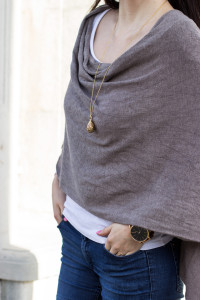 outfit-fashion-mode-taupe-greige-cape-comma-jeans-chelsea-boots-grau-rot-wien-komono-myns-3