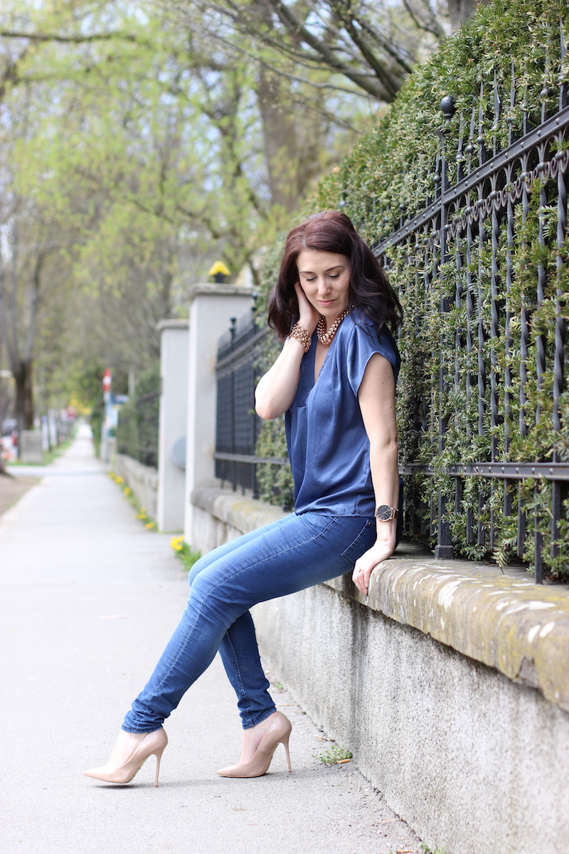 outfit-mode-fashion-jeans-denim-blue-blau-rotgold-rosegold-nude-heels-highheels-buffalo-boots-komono-4