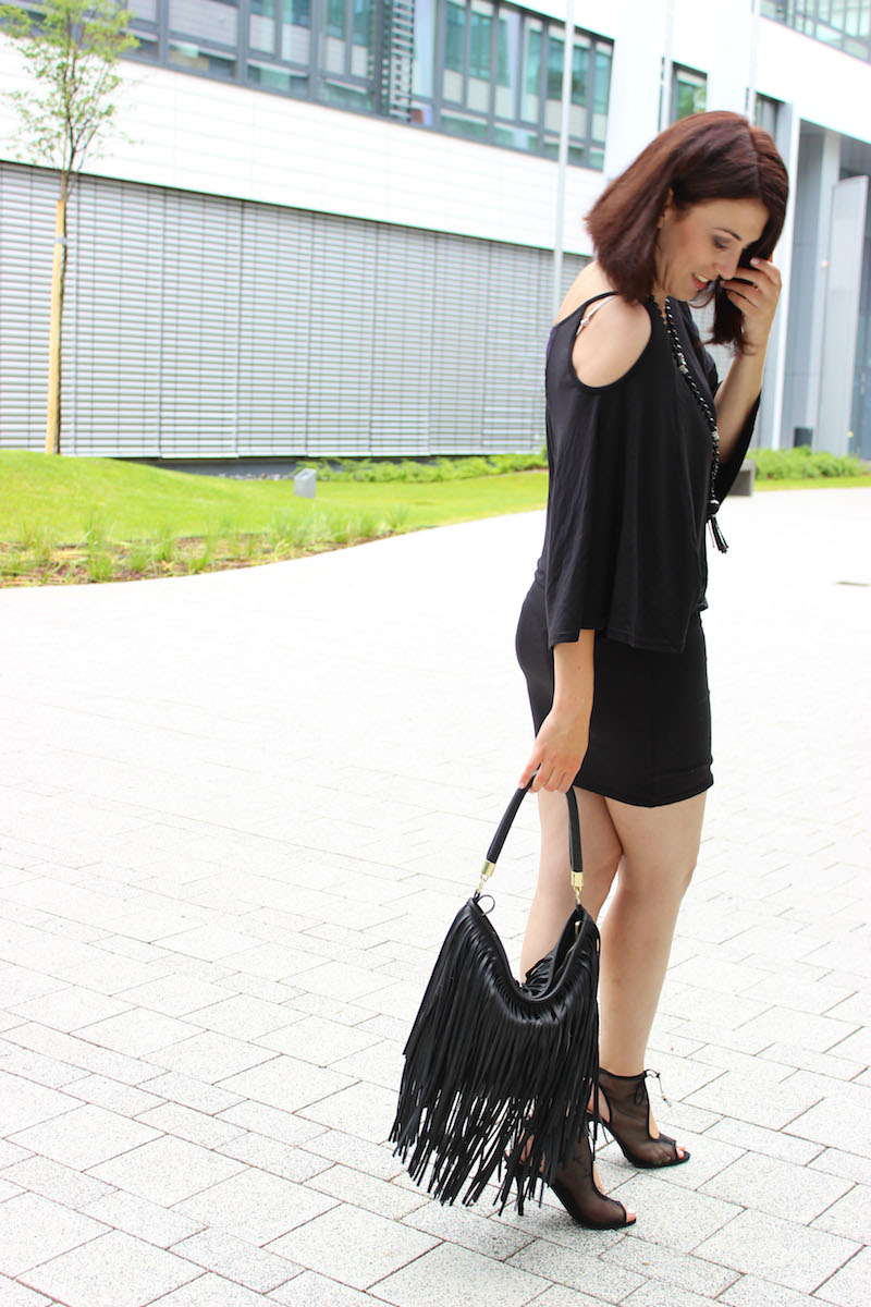 black_dress_5_schwarz