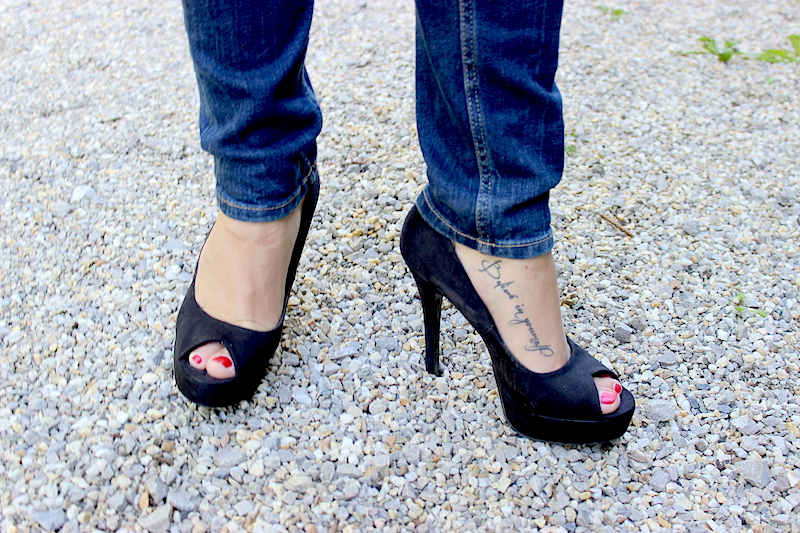 jeans_with_heels_5_peplum